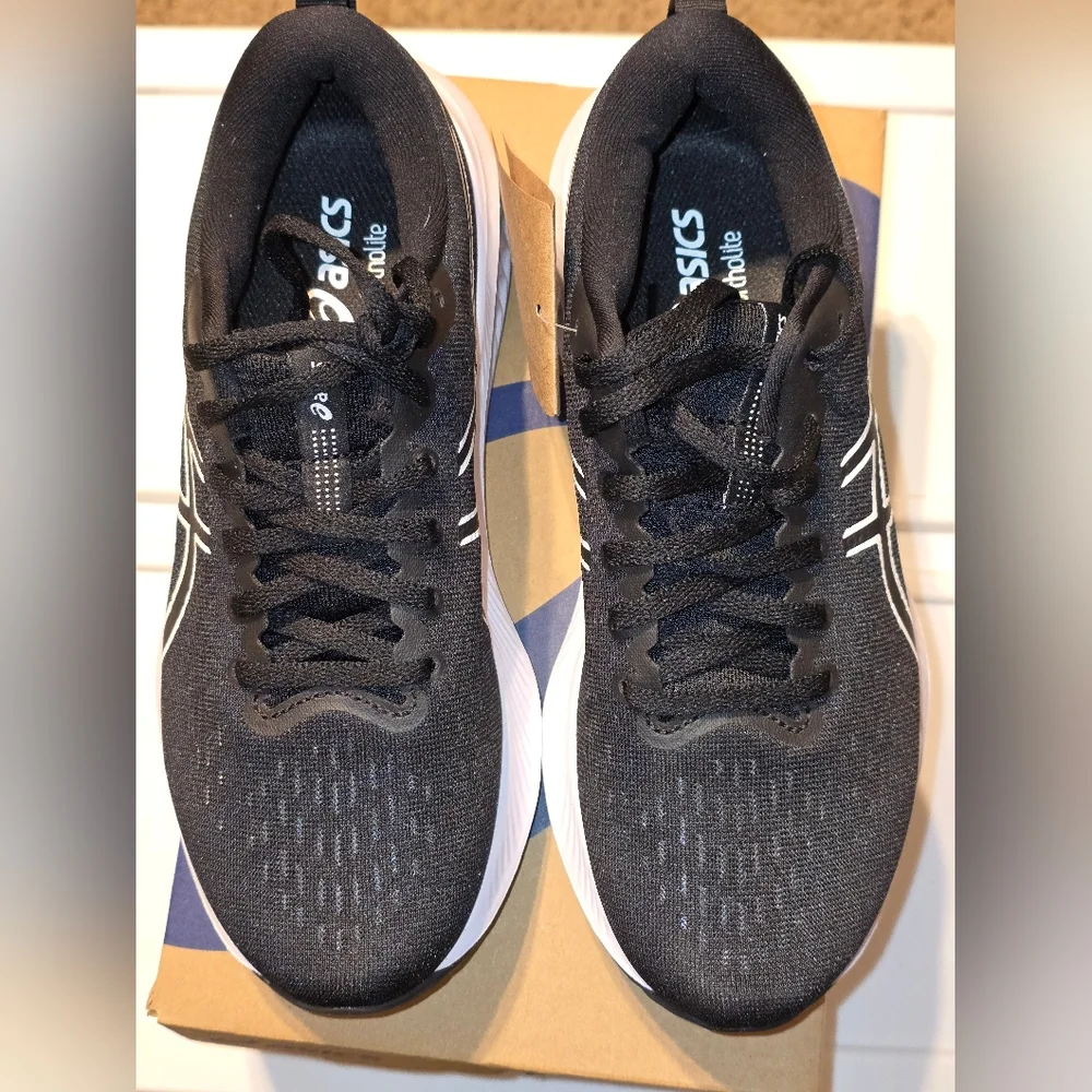 ASICS Gel-Excite 10 Women’s Running Shoes – Black/White Size 7 New in Box - Picture 4 of 8